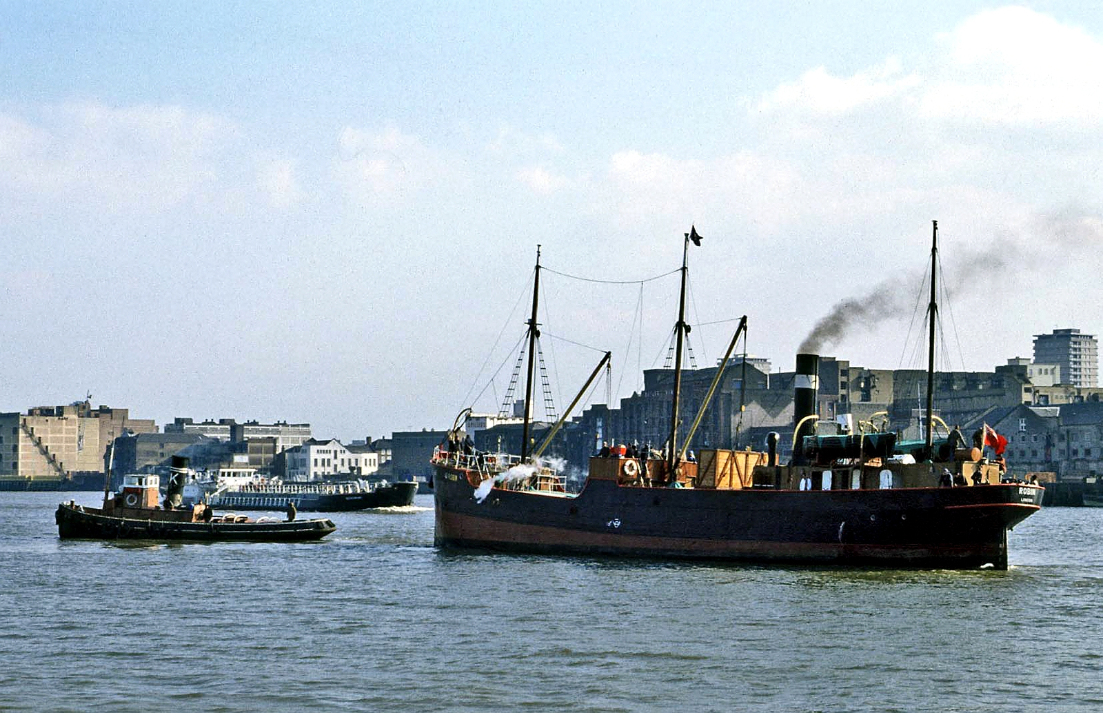 A tugboat in the Royal Docks