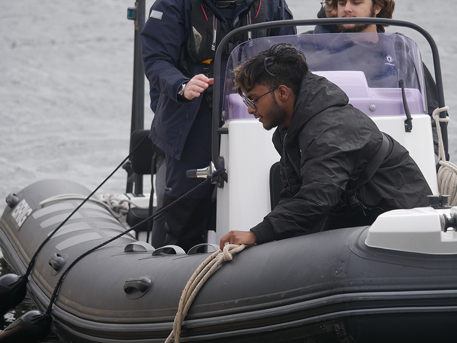 A boat rescue in the Royal Docks