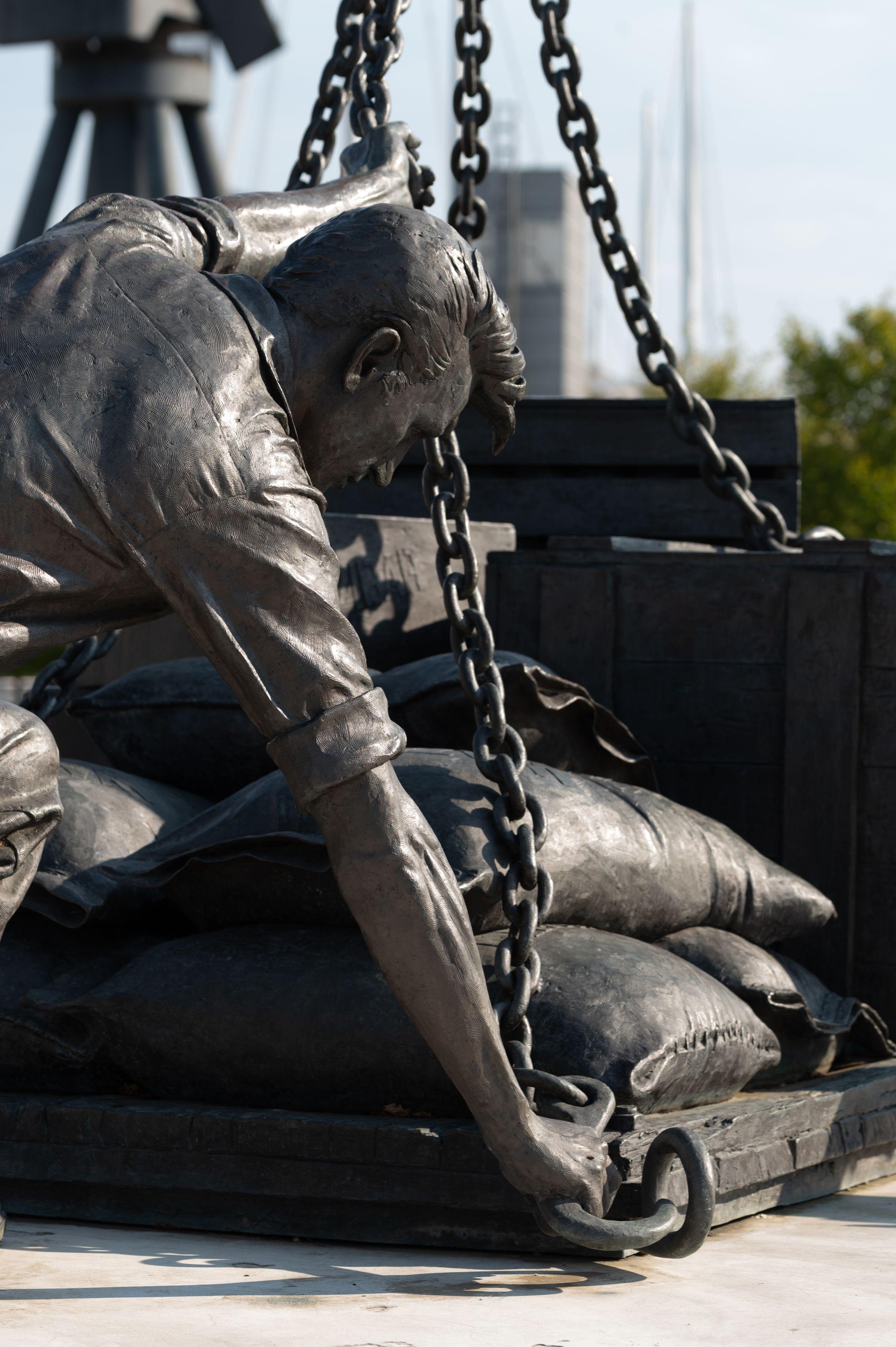 Bronze Dockers Statue, Royal Docks