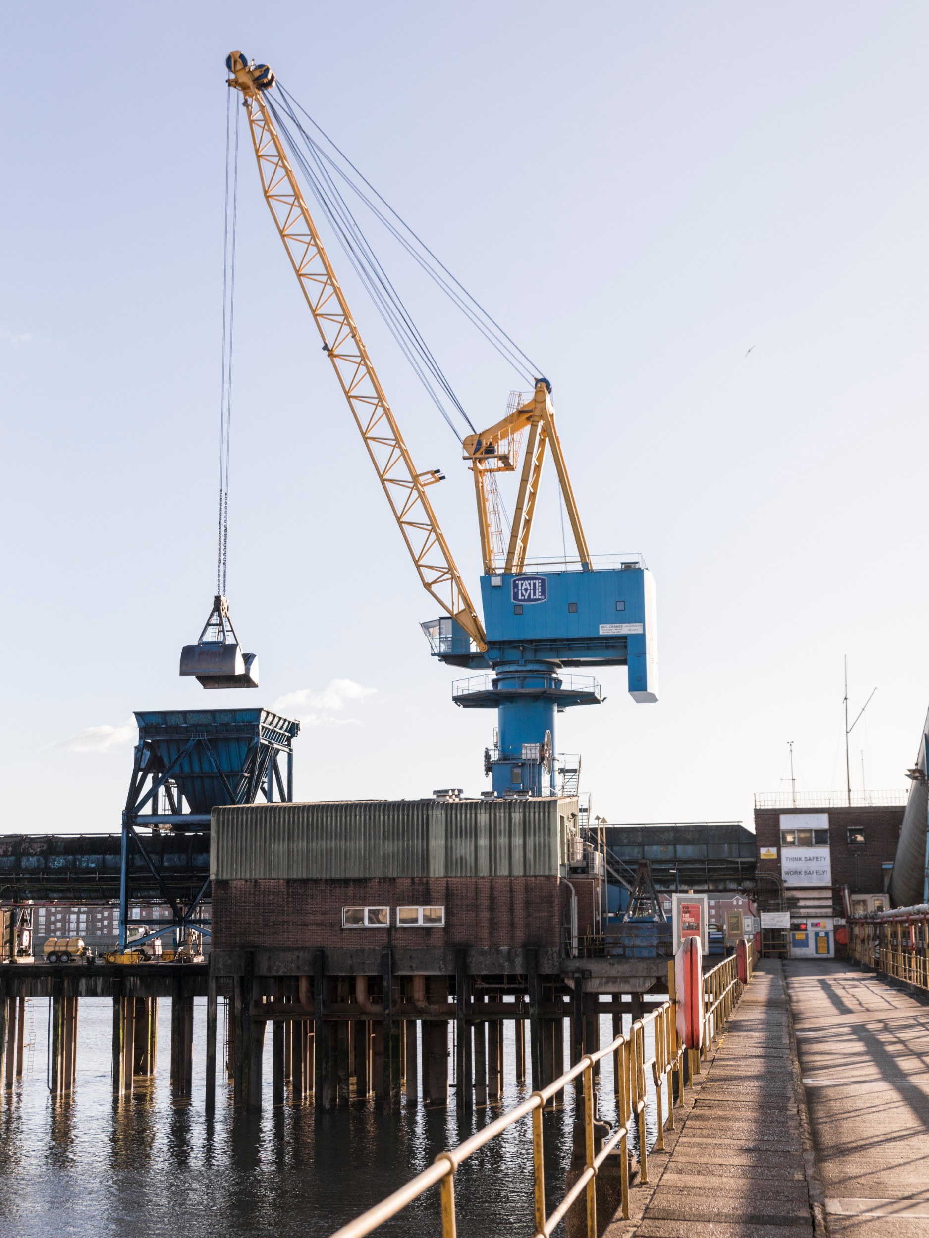 Pier with Tate & Lyle crane at work